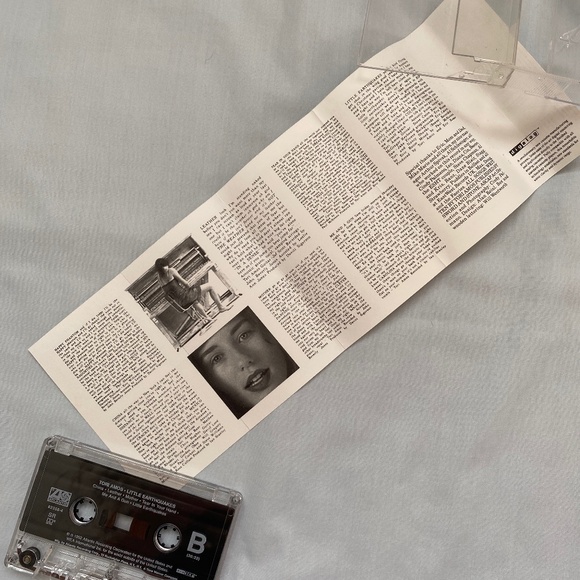 90s I Tori Amos I 2 Cassette Tapes - Picture 7 of 12